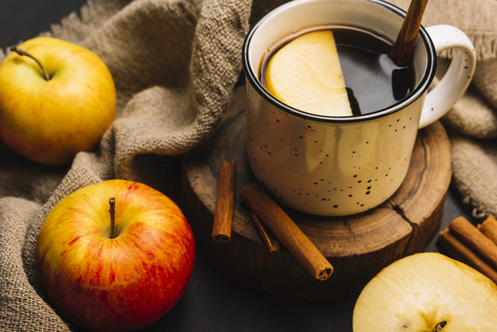 apple cider cinnamon tea